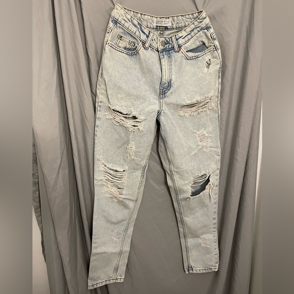 Ripped Mom Jeans